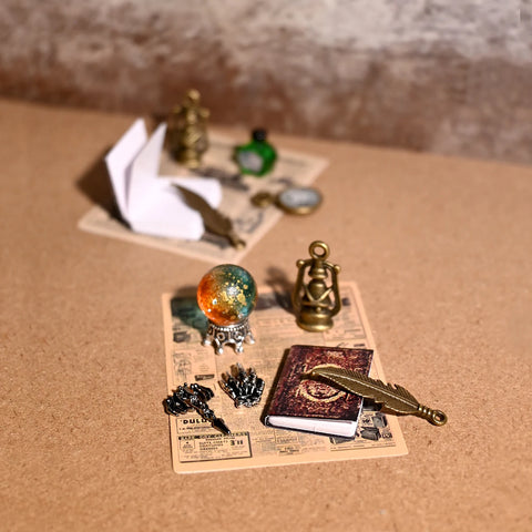 Miniature Replica Magic Vintage Book Set, Halloween Decorations, Christmas Small Gifts, Dollhouse Accessories, Model House Decorations, Model House Accessories, Miniature Food Toys, Photography Props, Micro Landscape Decorati